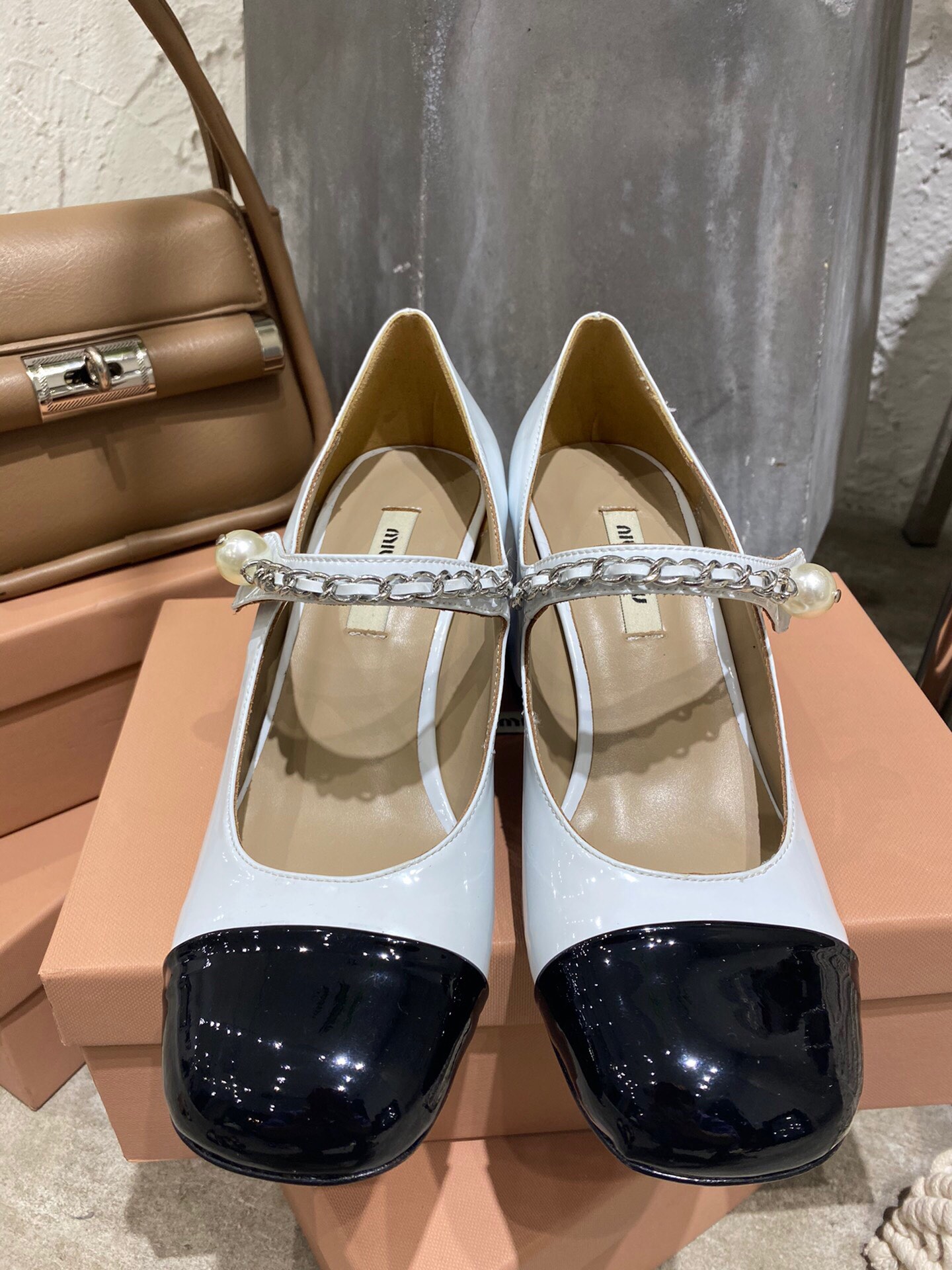 Women's high heels